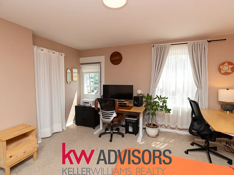 2320 Kenilworth Ave — Photo 14