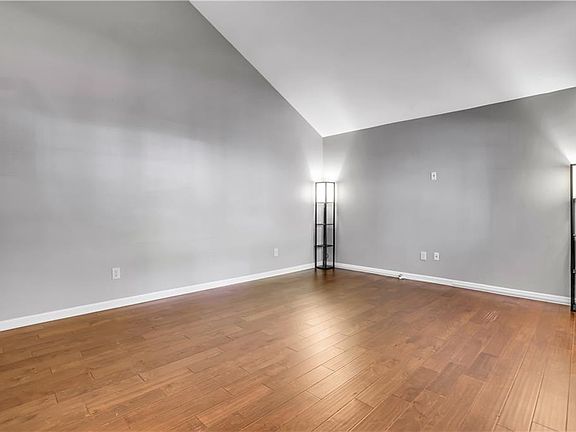 3rd image of 1468 Briarwood Rd NE Unit 2006