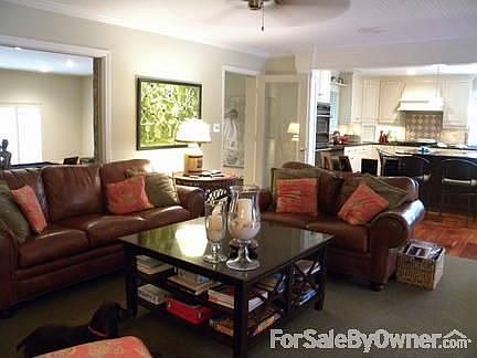 4th image of 3606 Furman Cir