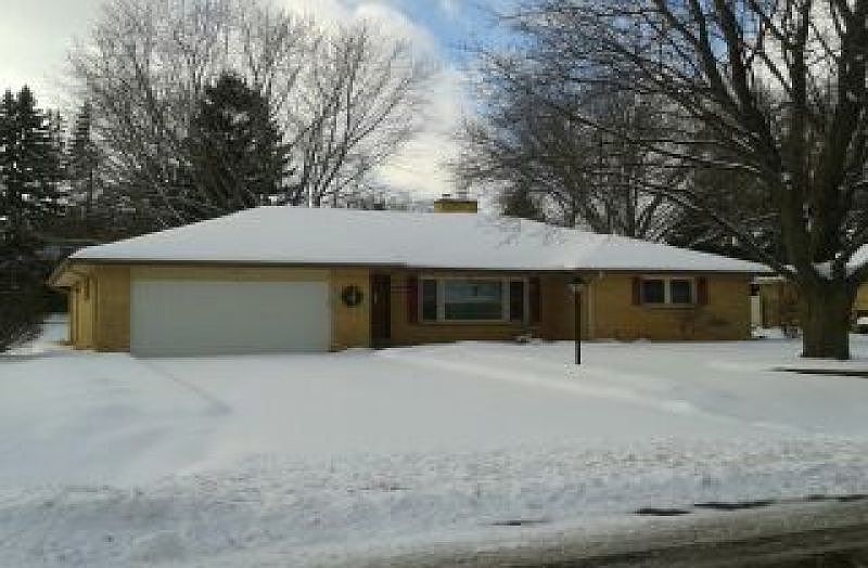 1st image of 3523 W Pelican Ln