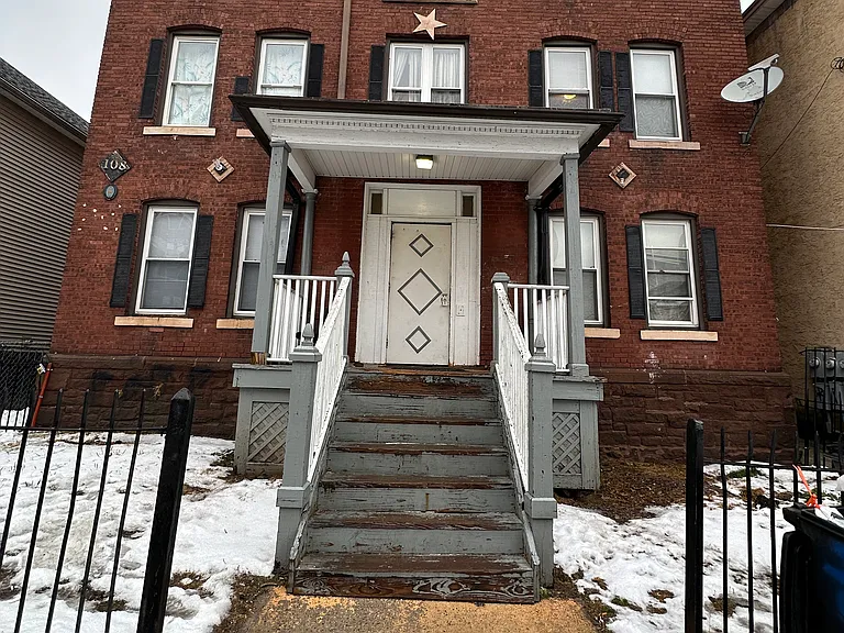 108 Ward St #3W — Photo 18