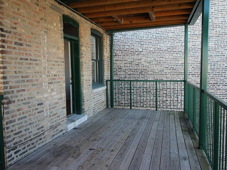 3316-3320 W Lawrence Ave — Photo 10