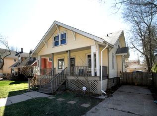 18 S Elm St, Mount Prospect, IL 60056