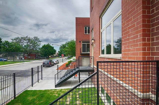 2nd image of 2059 W 34th St
