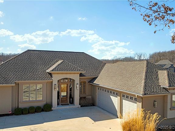 4th image of 213 Grey Oak Dr