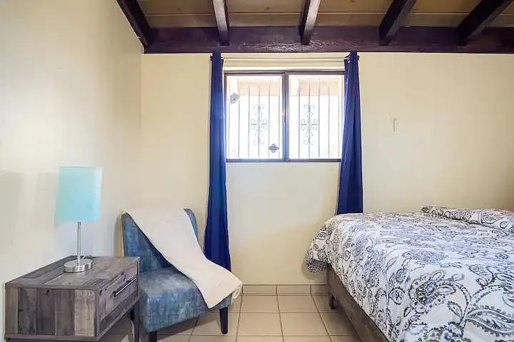 2401 N Jordan Dr — Photo 19