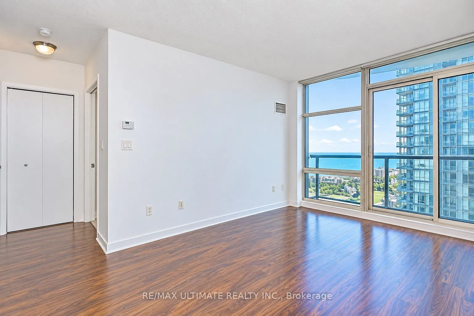 2 bed, $2,750 — Photo 3