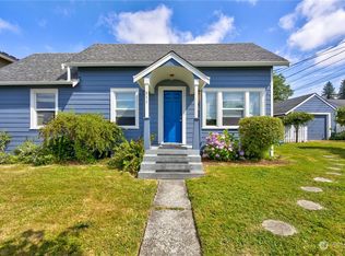 811 E 1st St, Arlington, WA 98223