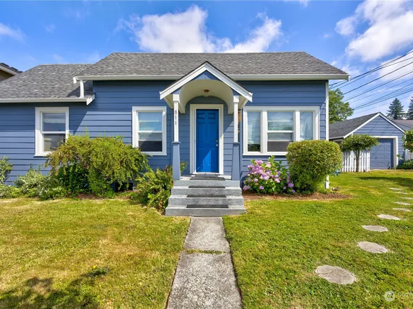 811 E 1st Street, Arlington, WA 98223