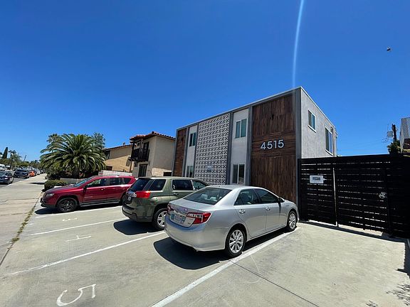 3rd image of 4515 Bancroft St