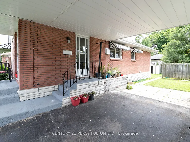 12 Northwood Cres — Photo 22