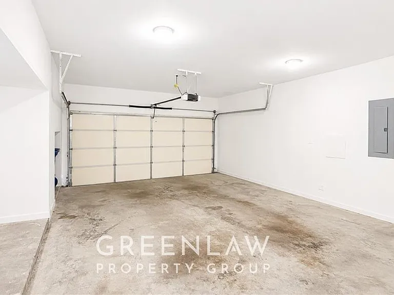 7403 Lowery Oak Dr — Photo 22