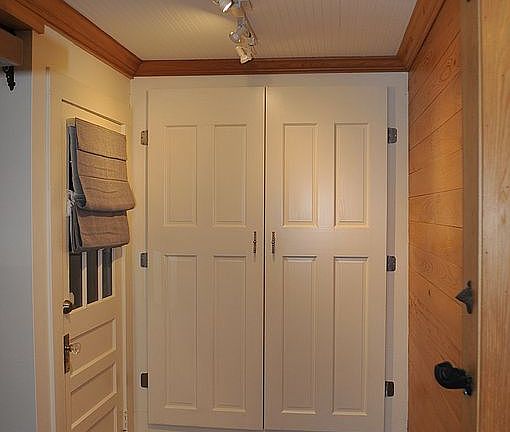 5th image of 748 Saint Thomas St