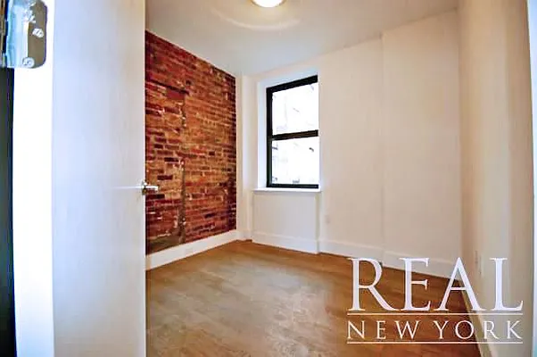 Rented by REAL New York | media 33