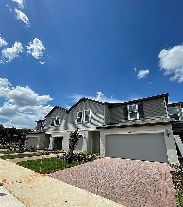 1st image of 749 Legacy Dr