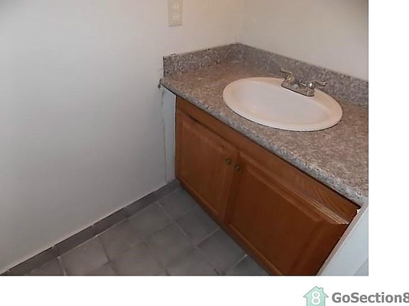 5th image of 5847 Blueberry Ct
