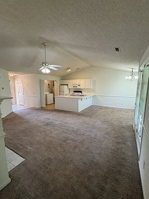 2 bed, 2.0 bath, 1233 sqft, $1,200 — Photo 3