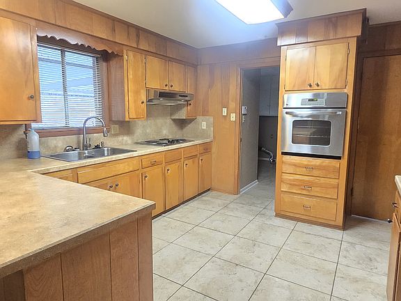 5th image of 7200 Apache Rd