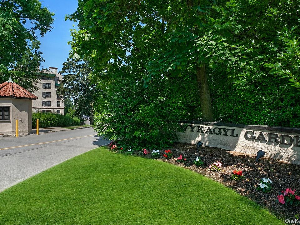 1st image of 1273 North Avenue Entry 8, Apt 2F