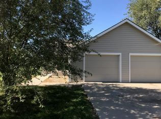 301 Washington St, Baldwin City, KS 66006