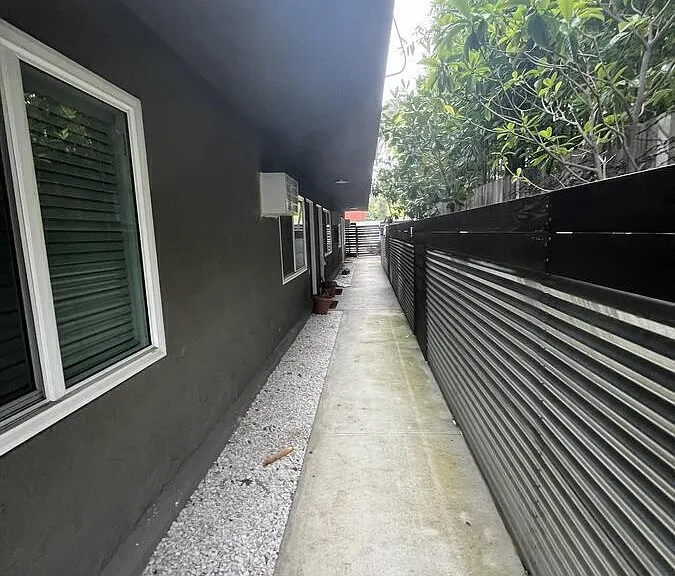 634 Westminster Ave #2 — Photo 3