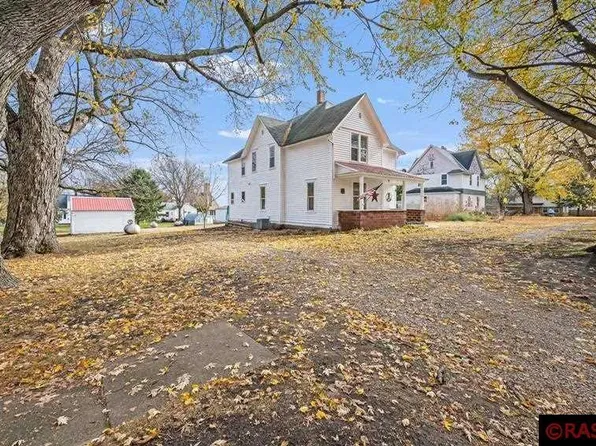 406 N Quinn St, Bricelyn, MN 56014