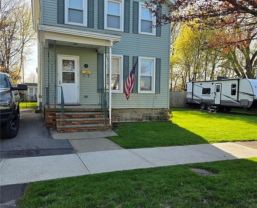 1st image of 8 E 5th St