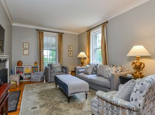 242 Lincoln St, Seekonk, MA 02771