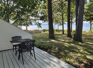 129 Northshore Dr, Burlington, VT 05408