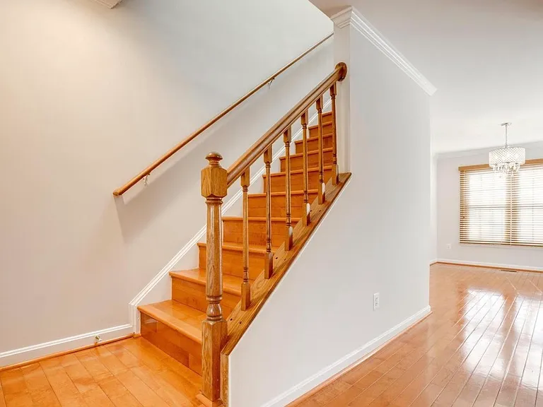 Fox Lake Dr — Photo 2