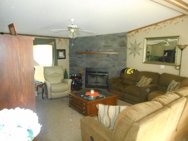 1st image of 39 N Hawthorn Dr