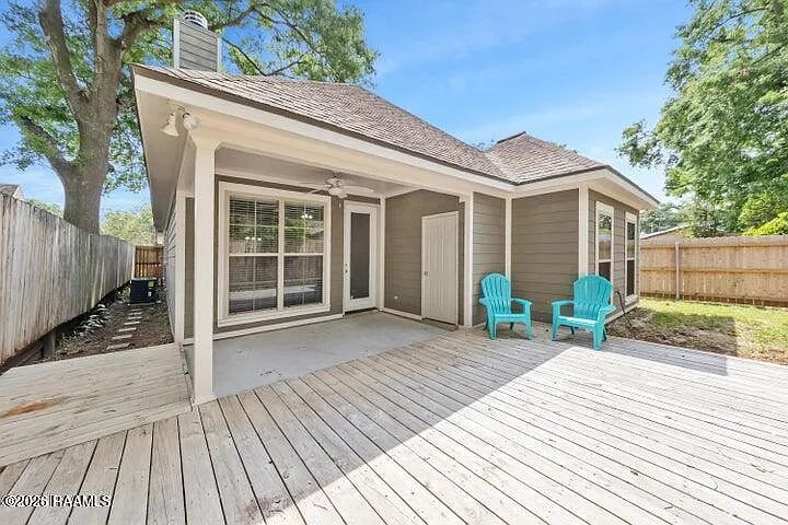 3 bed, 2.0 bath, 1650 sqft, $2,100 — Photo 4