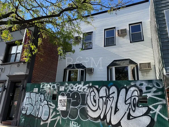 365 Graham Avenue image 1 of 1