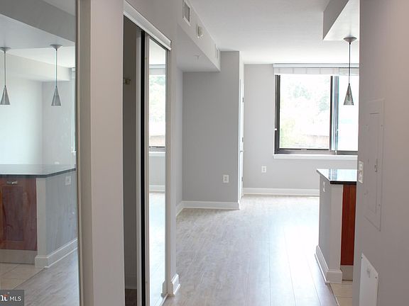 4th image of 2451 Midtown Ave APT 717