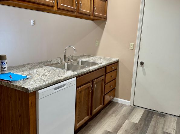 79 Old State Rd S #24