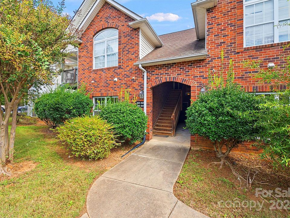 1st image of 2517 Carya Pond Ln