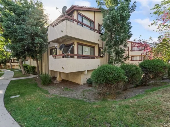 18185 Sundowner Way Unit 837, Santa Clarita, CA 91387