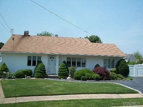 1st image of 14 Sandy Ct