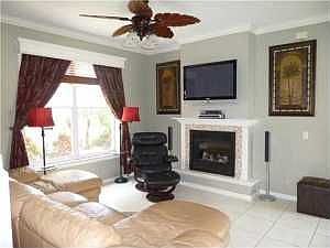 4th image of 7074 Chesapeake Cir
