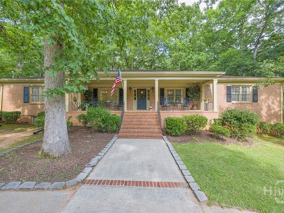 1st image of 155 Devereux Drive
