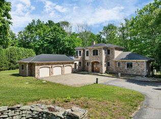 19 Stony Ridge Rd, Norwich, CT 06360