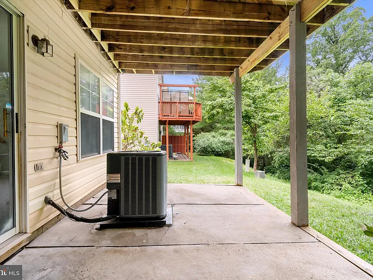 13412 Burrough Farm Dr — Photo 34