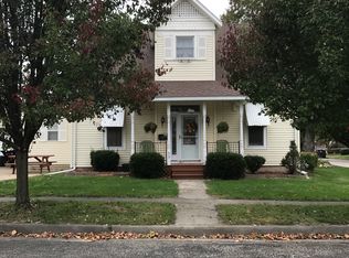 55 N Walnut St, Winchester, IL 62694