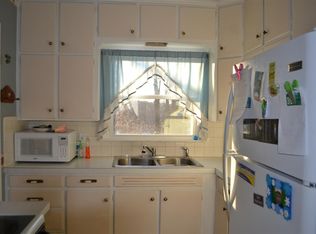 628 Lincoln Ct, Davenport, IA 52804