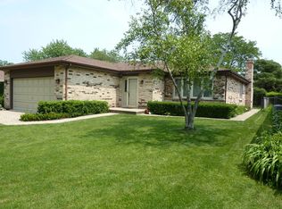 415 Stratford Rd, Des Plaines, IL 60016