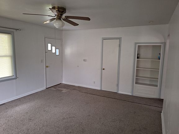 4th image of 504 W Price Ave