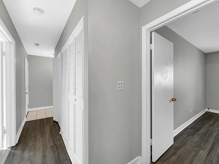 847 Oxford Pl #847 — Photo 23