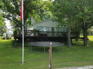 30621 Circle Dr, Girard, IL 62640