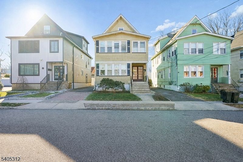 1st image of 17 Wilfred St