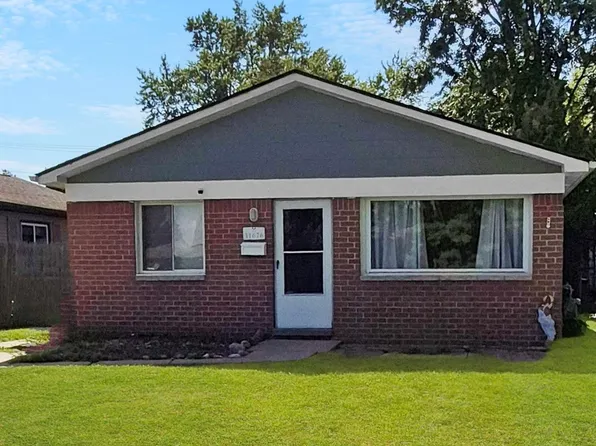11676 Pine St, Taylor, MI 48180